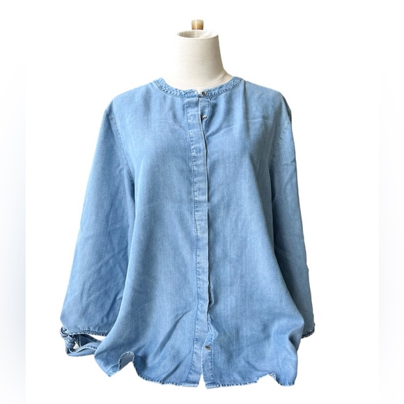 Reitmans Women’s Button Jeans Shirt - Picture 2 of 9